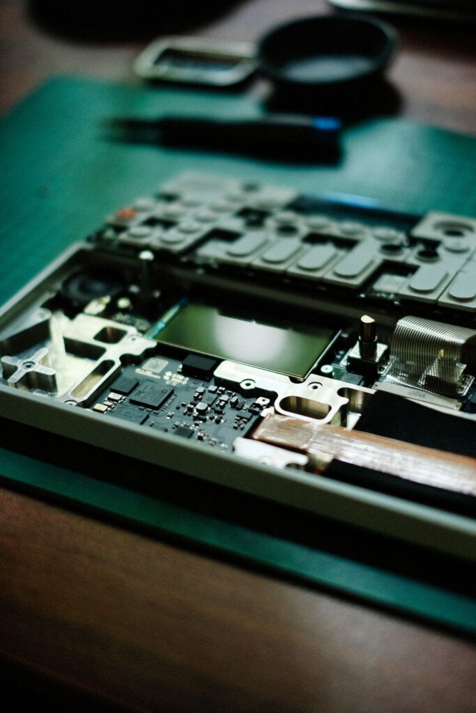 Framework Laptop Review: Tested & Rated