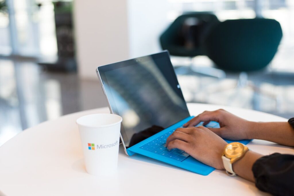 Using a Microsoft Surface device with Type Cover keyboard